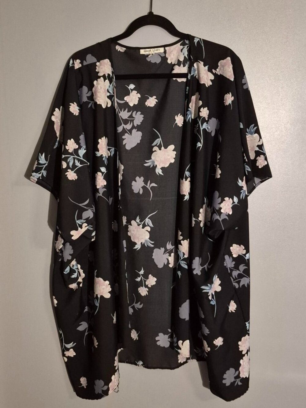 Black Floral Kimono